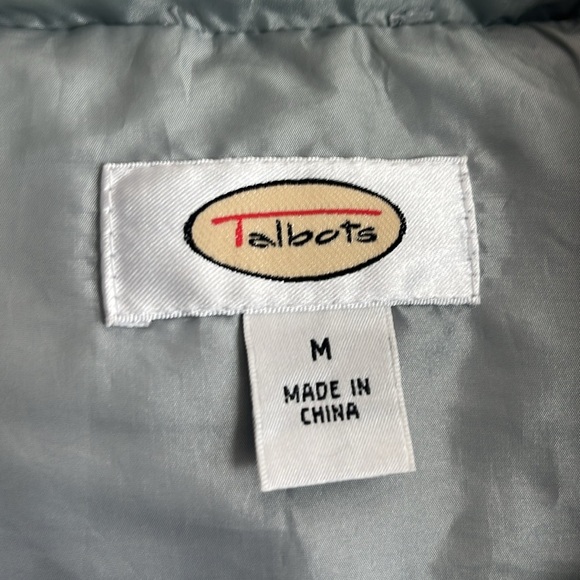 Talbots Women's Gray Puffer Vest with‎ Faux Fur Trim Size Medium - Picture 2 of 3